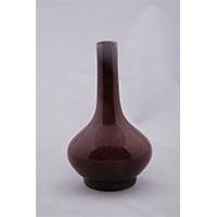 清红釉长颈瓷瓶